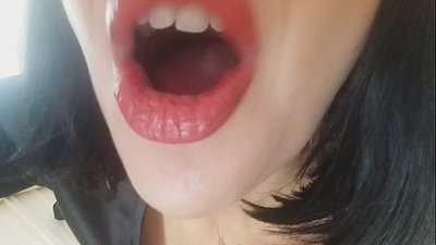 Maitia, zure amaordeak ez dizu gaur eskolara joaten utziko... Gehiegi behar zaitut...