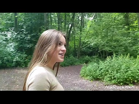 ❤️ Evelinari toki publiko batean izorratzen genuela proposatu nion! Baietz esan zuen. Orduan ipurdian izorratu eta ahoan esperma. Orduan bere burua haserretu zen. ❤️❌ Porno %eu.xxxtun.ruan ❌❤