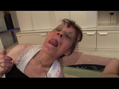 ❤️ Bi amona eta aitona batek hirukotea dute ❤️❌ Porno %eu.xxxtun.ruan ❌❤