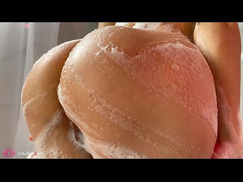 ❤️ Brunette pussy bibragailuarekin masturbatzen du dutxan orgasmo bizia lortzeko ❤️❌ Porno %eu.xxxtun.ruan ❌❤