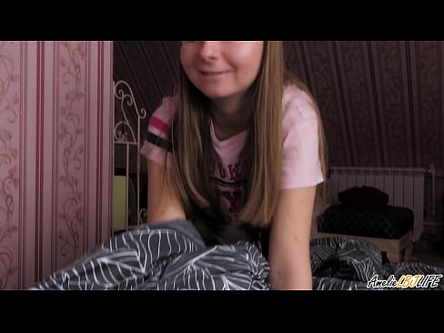 ❤️ Blondie-k bere BFF-ren sakon zurrupatzen du eta esperma jasotzen du ahoan ❤️❌ Porno %eu.xxxtun.ruan ❌❤