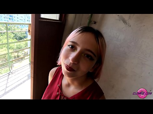 ❤️ Ikasle sentsuak arrotz bat zurrupatzen du kanpoaldean - Cum On His Face ❤️❌ Porno %eu.xxxtun.ruan ❌❤